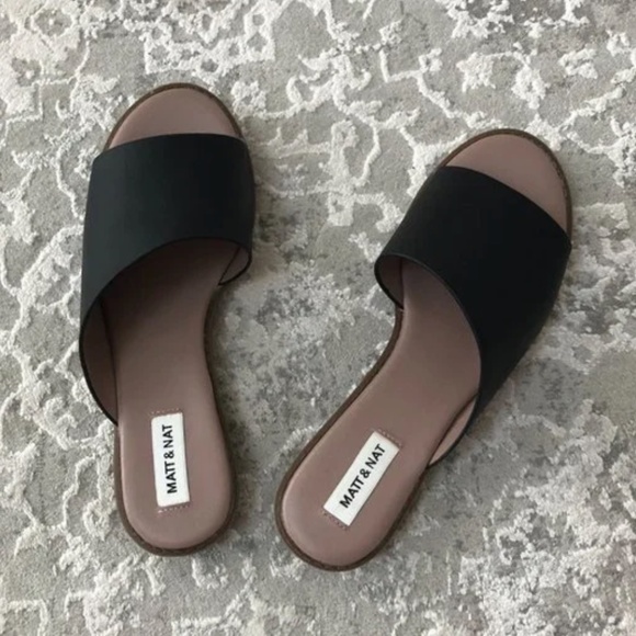 Matt and Nat Lunna Sandals - Picture 4 of 4